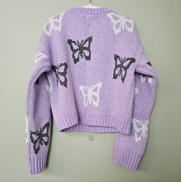 SO Crewneck Drop-Shoulder Pullover Cropped Sweater, Purple Butterflies, Size XS - Picture 4 of 10